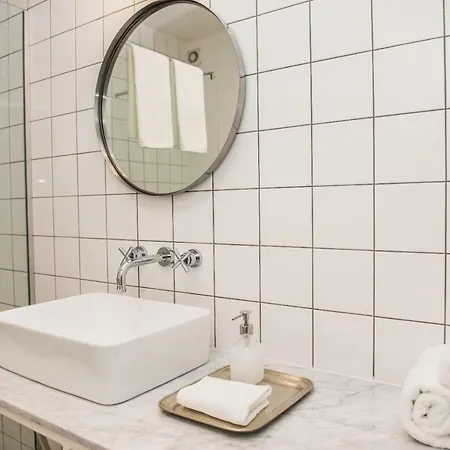 Retro Living Apartment Split
