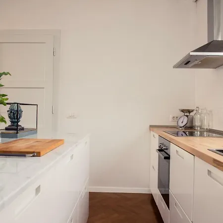 Retro Living سبليت