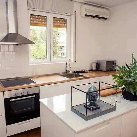 Retro Living Apartment